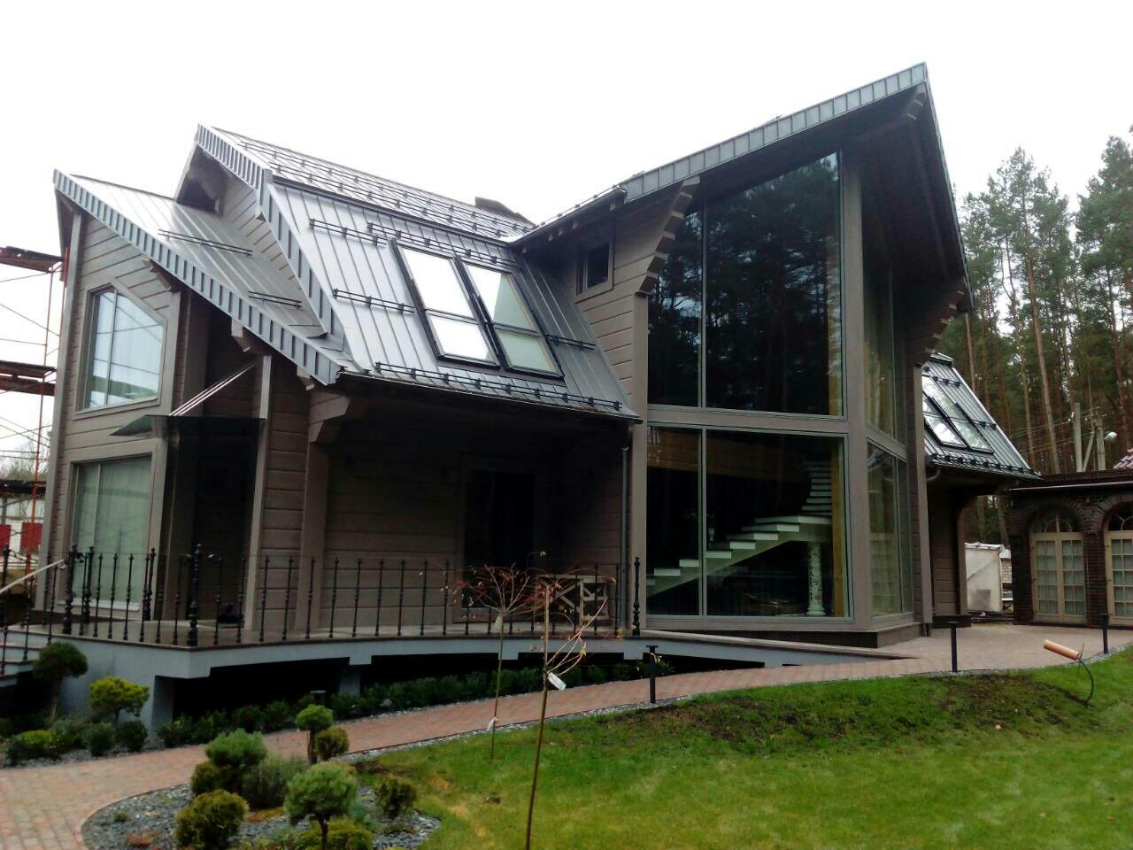Standing Seam Residence · Europe